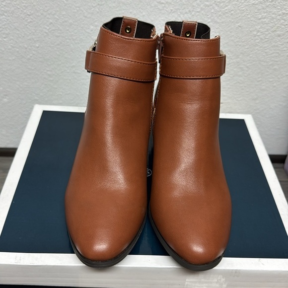 Karen Scott Women's Nadine Booties (WIDE) - Picture 4 of 7